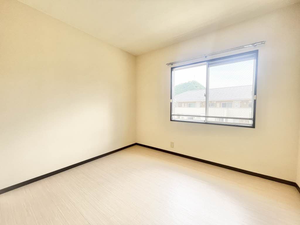 ガーデンハイツ緑ケ丘Ｅ，Ｆ，Ｇ，Ｈ E201号-4