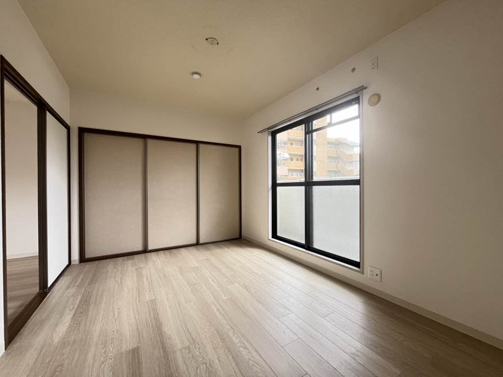 メゾン・ド・シャルム 0102号-3