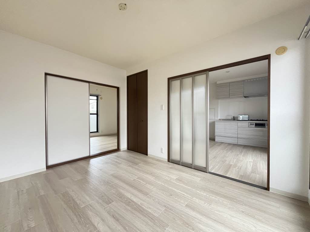 メゾン・ド・シャルム 0102号-5