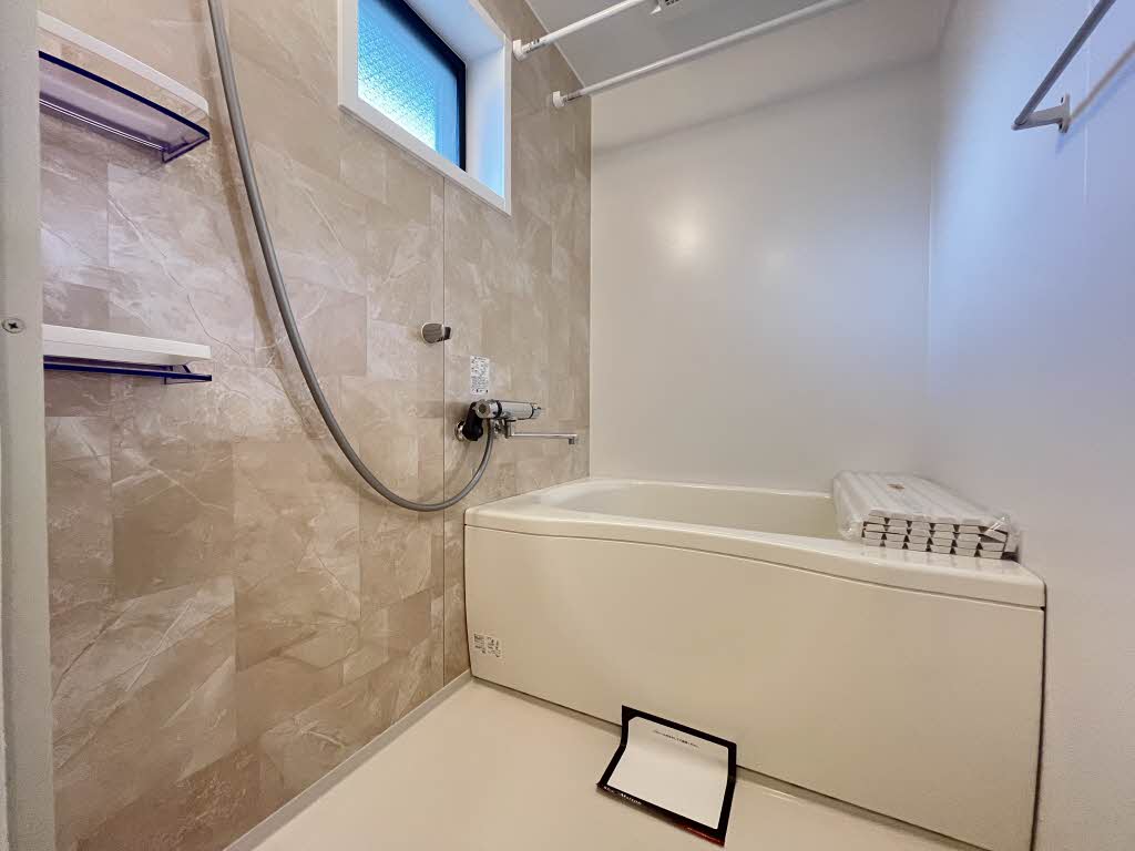 メゾン・ド・シャルム 0102号-7