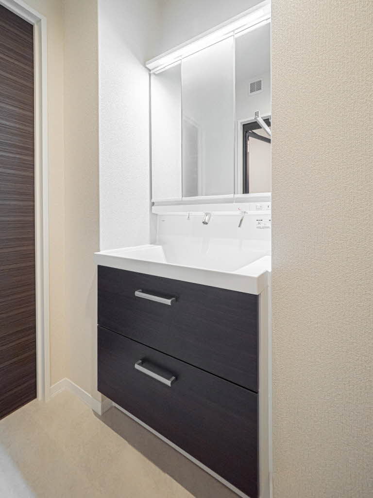 ＳｈａＭａｉｓｏｎ　Ｂｏｎｈｅｕｒ　陸ノ町 0102号-8