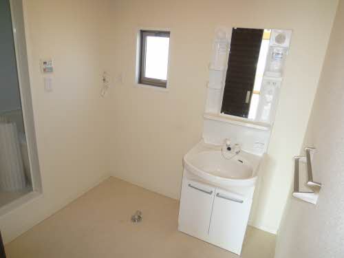 フェリア山崎 C202号-5