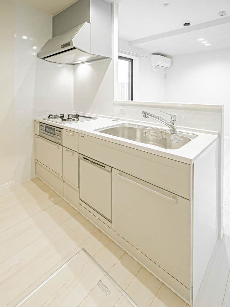 シャーメゾンガーデンズ　福 0103号-8