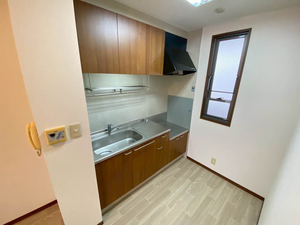 グリーンルーフ大冠　Ａ棟 A201号-4