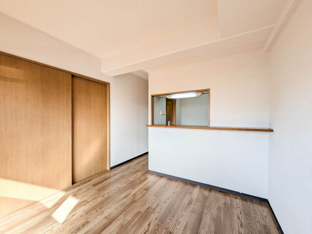 モナーク・シャトー 0307号-3