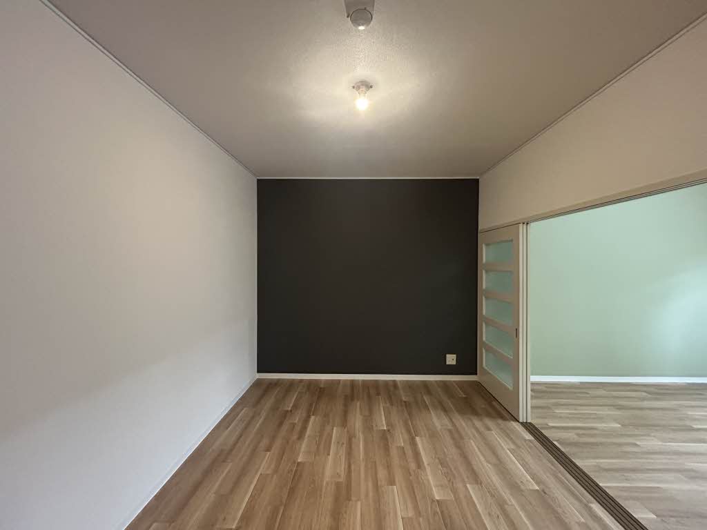 ロイヤルコートワダ 0106号-3