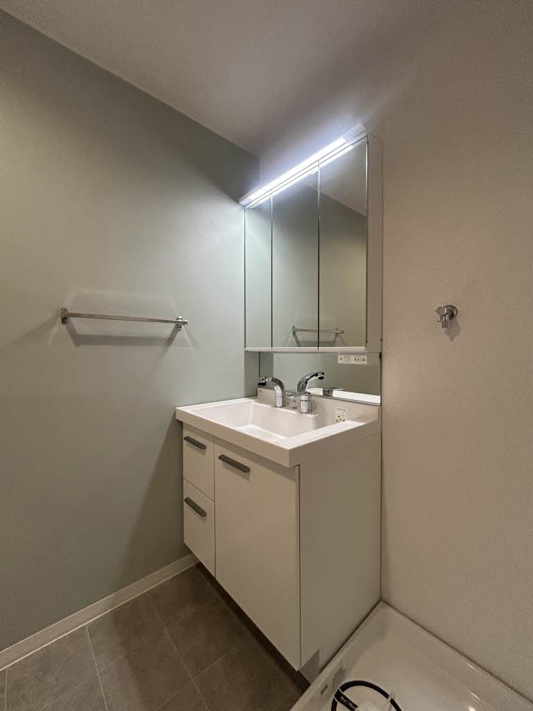 ロイヤルコートワダ 0307号-9