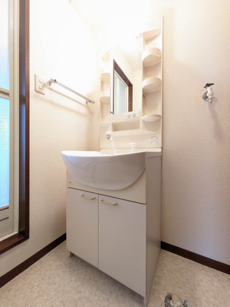 シャーメゾン　さくら坂 F202号-10