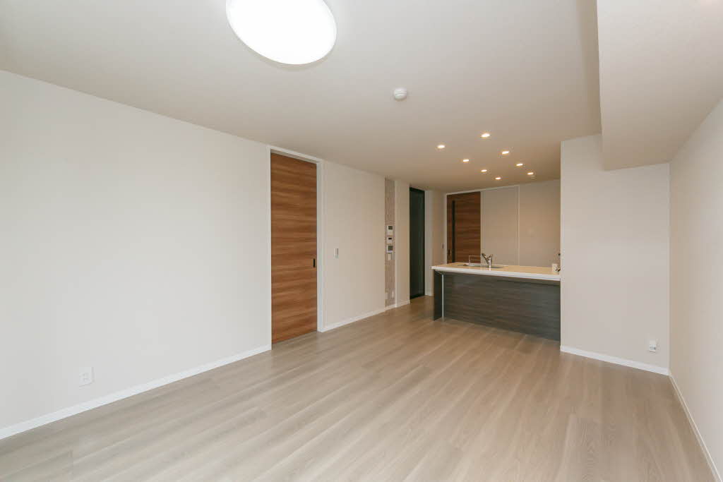 ヴェスプッチ　二条城 0101号-2