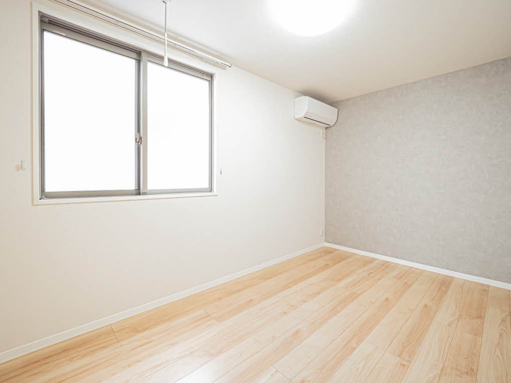 Ｅｃｒａｒｇｅ 0101号-8