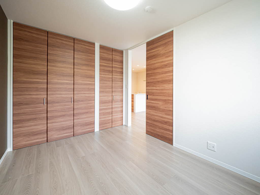 シャーメゾン　リヴィエール 0102号-9