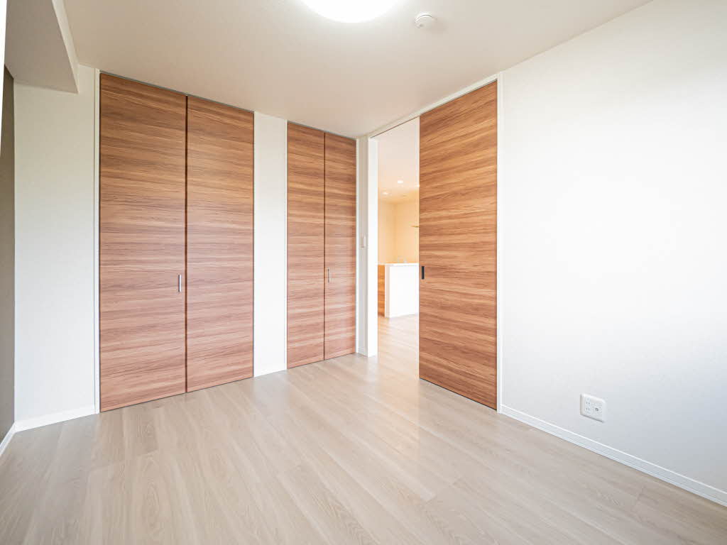 シャーメゾン　リヴィエール 0202号-9