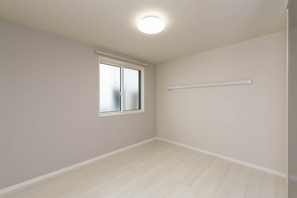 カーメスト プレイス 0202号-8