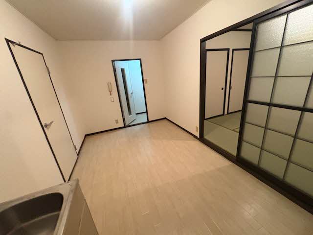 タウニーモイスン B102号-2