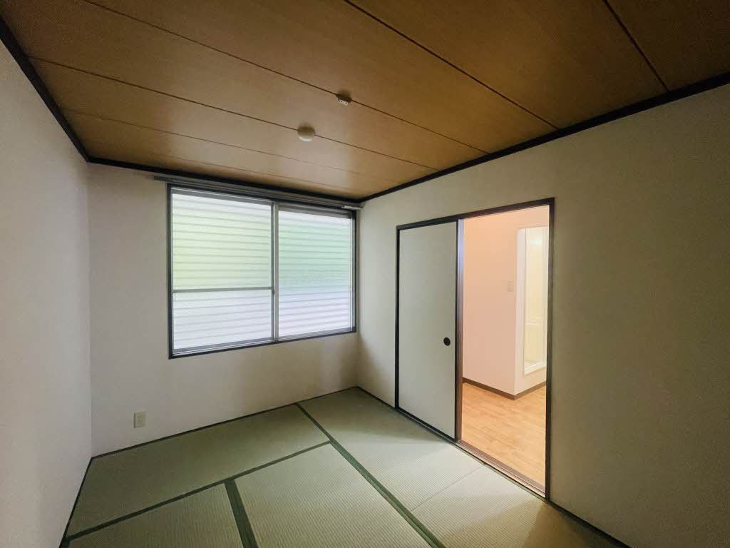 ヒルズ花屋敷 0201号-10