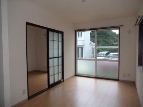 ファミール田辺 B103号-2