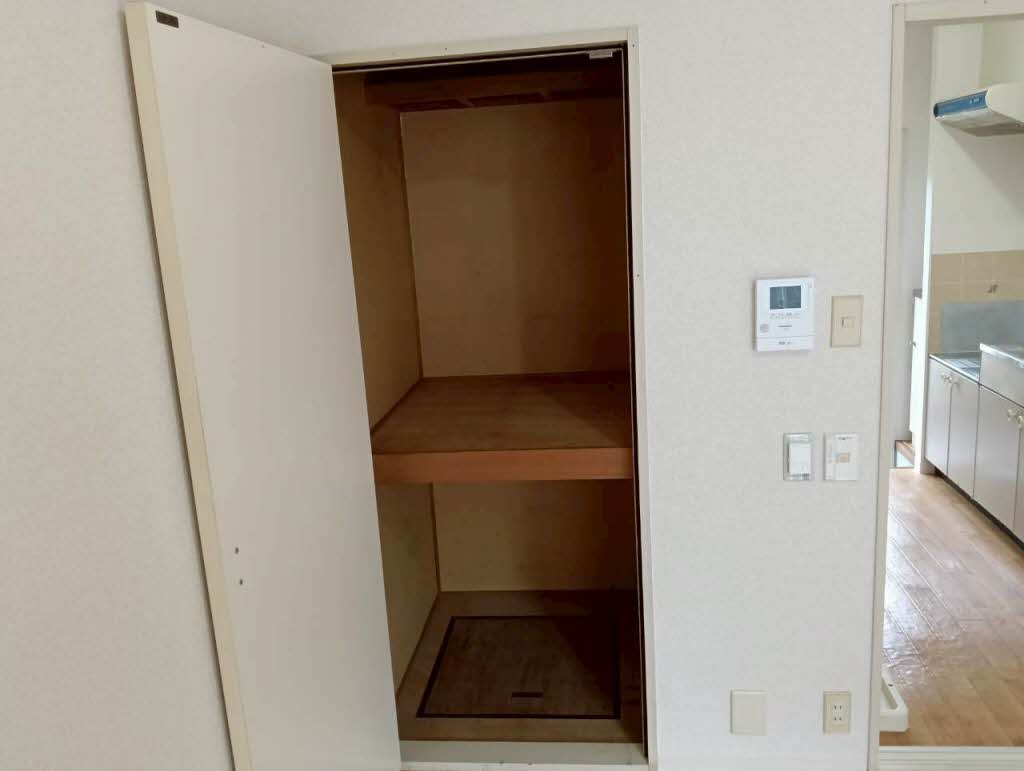 シャトー本町 0108号-6