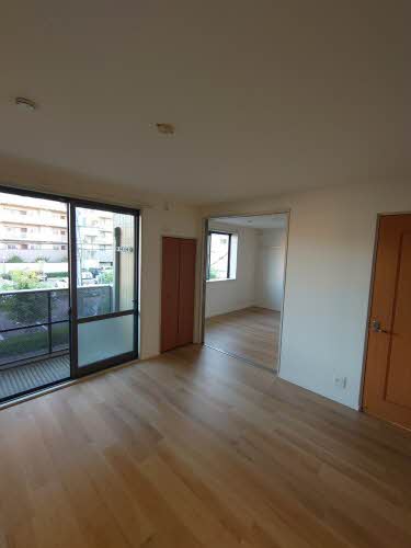 シャーメゾン田川北 A202号-2