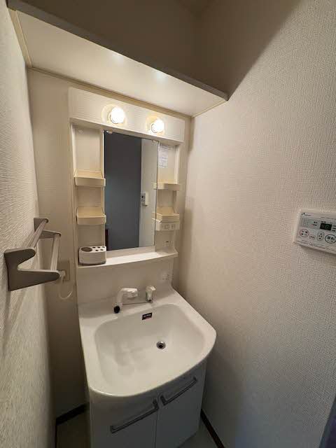 リヴェール渚 A101号-6