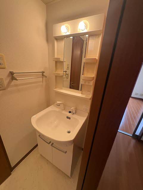 リヴェール渚 C103号-4