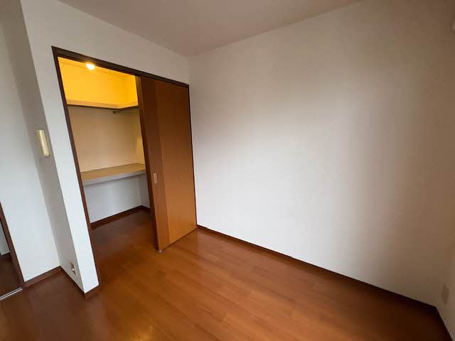 リヴェール渚 C202号-3