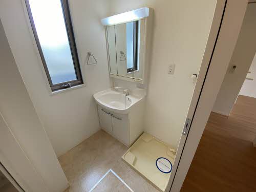 Ｓｈａｒｍａｎｔ　ｖｉｌｌａ A102号-9