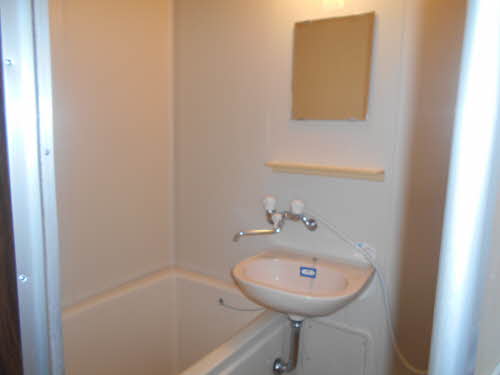 ヴィラホワイト 0103号-4