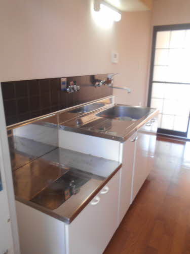 ヴィラホワイト 0202号-4