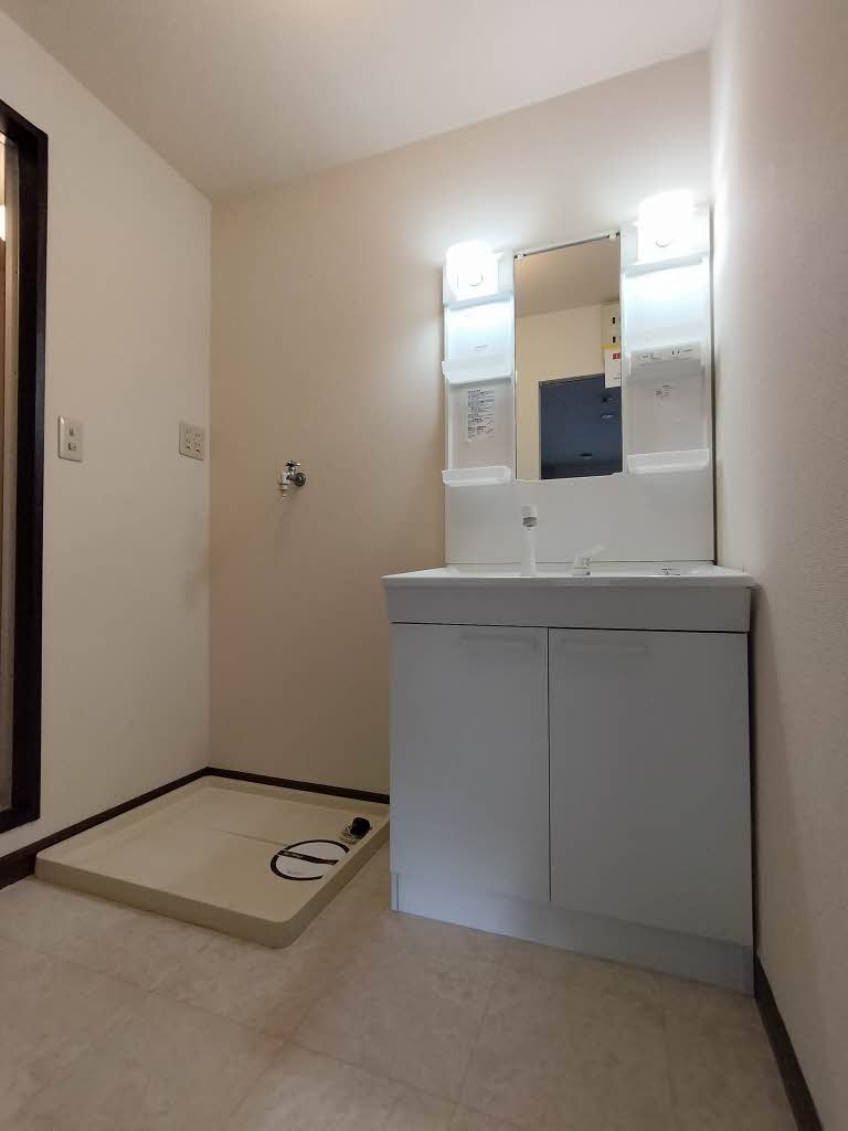 ヴィラ　ウエスト 0207号-8