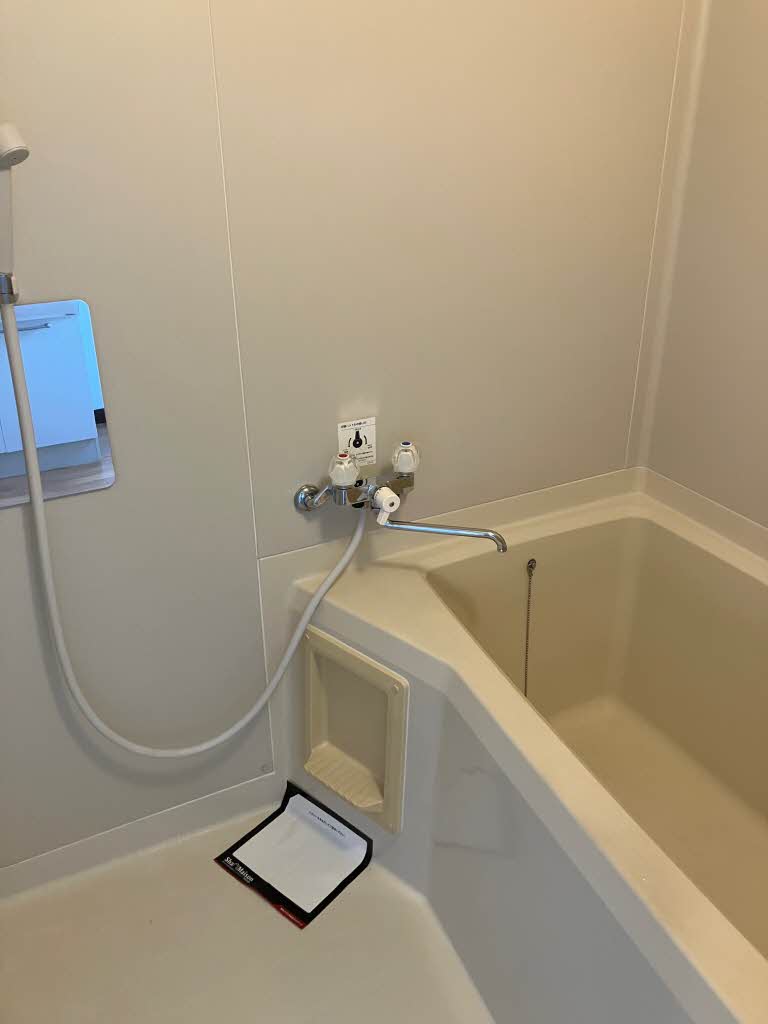 コ　モ　ド 0201号-6