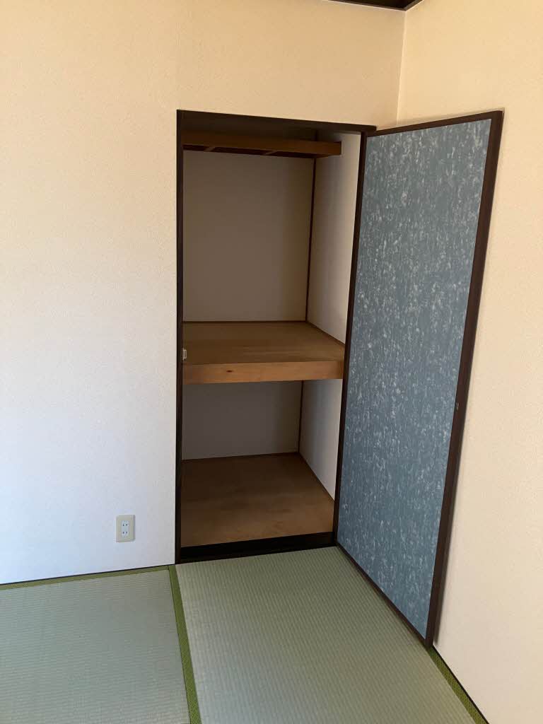 コ　モ　ド 0201号-10