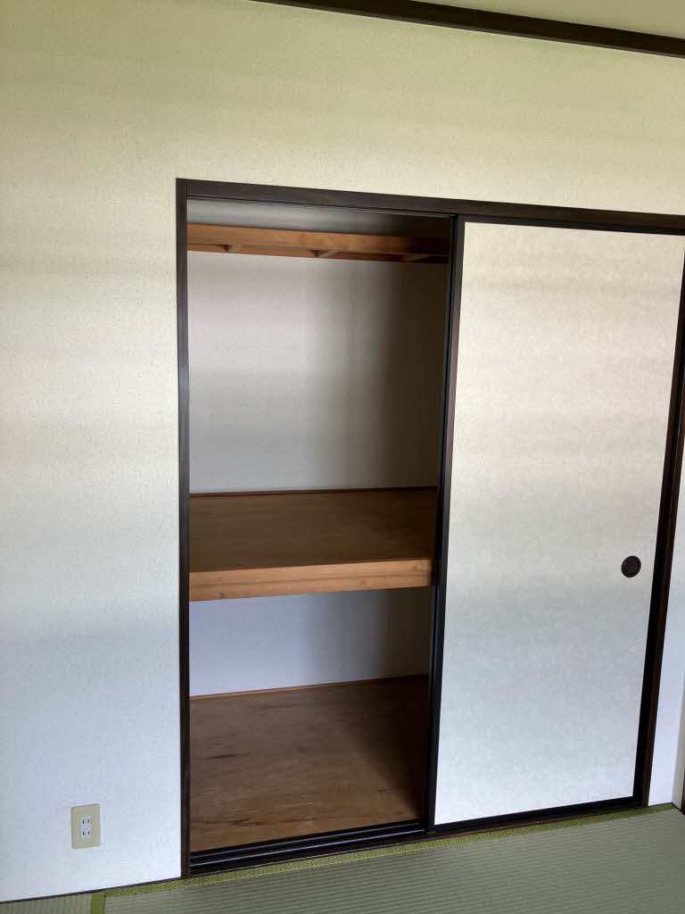 コ　モ　ド 0201号-11