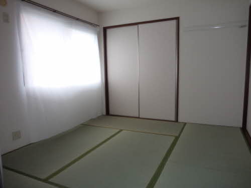 フォーレス００８ 0202号-4