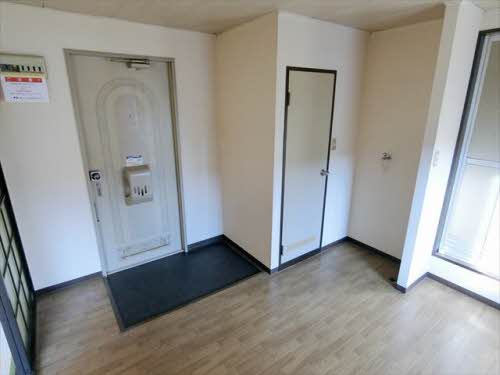 タウニィアローザ B202号-4