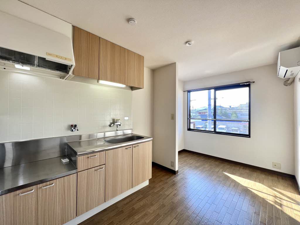 ハイツＳＱＵＡＲＥ 0202号-2