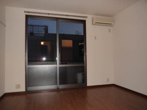 メゾン・ド・パーシモン 0203号-2