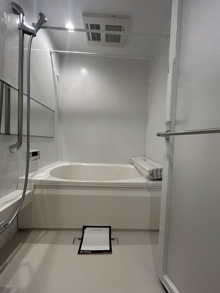 ヴィヴァーチェ桂 0203号-7