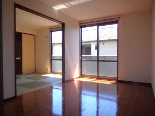 ファミ-ル吉川 0205号-3