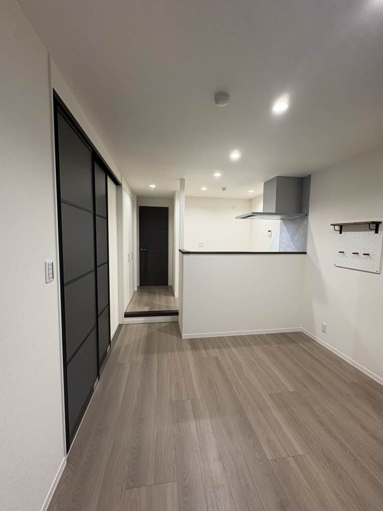 メゾン綾小路 0201号-2