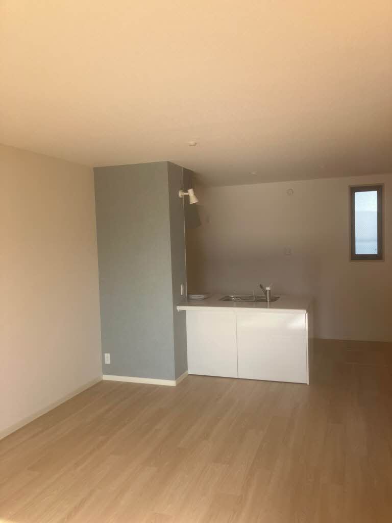 ＭＡＳＴ　ＣＯＵＲＴ　岩倉 0003号-2