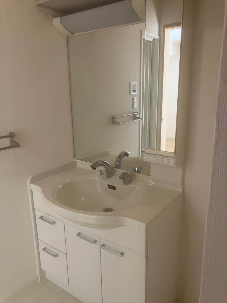 ＭＡＳＴ　ＣＯＵＲＴ　岩倉 0003号-7