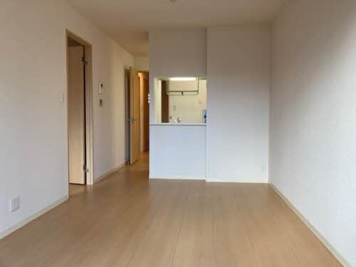 シャーメゾンにしむら 0105号-2