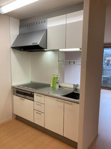 シャーメゾンにしむら 0105号-5