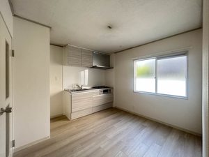 メゾン　ウエストメドー A103号-2