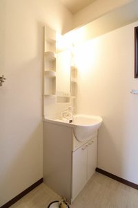 Ｃａｓａ　Ｃａｒｉｎａ 0101号-5