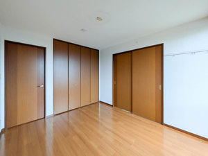 ソレイル・レヴァントⅠ・Ⅱ・Ⅲ番館 2102号-9