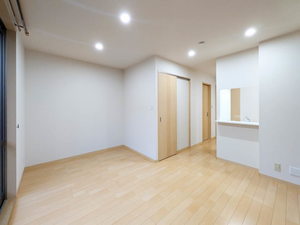 ヤマニハイツ 0101号-2