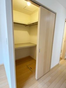 ヤマニハイツ 0102号-4