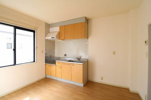 メゾンソレーユⅠ 0102号-3