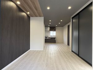 カサベルデＡ，Ｂ B102号-1